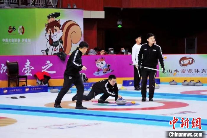 赛程过半：2022中国冰壶联赛（伊春站）已进行