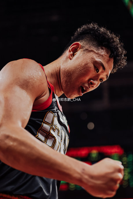 贺希宁数据领跑联盟 郑永刚力挺其冲击常规赛